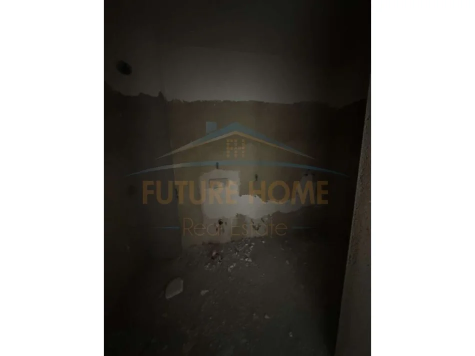 Tirane, shitet apartament 2+1+Ballkon Kati 5, 121 m² 164.000 € (Dritan Hoxha)