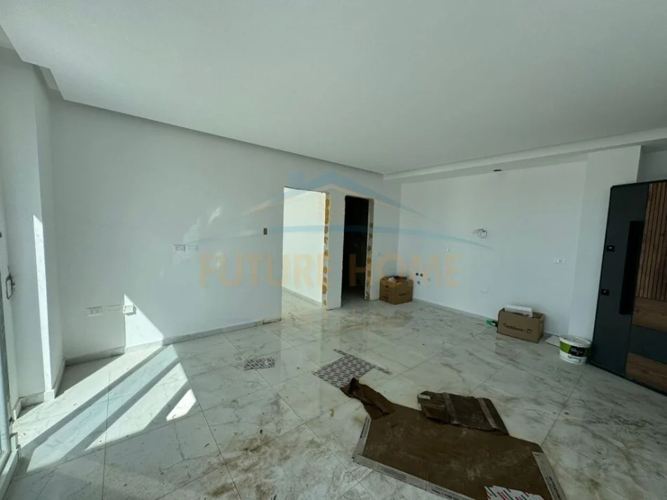 Qerret, shitet apartament 1+1+Ballkon Kati 9, 95 m² 146.000 € (Qerret)