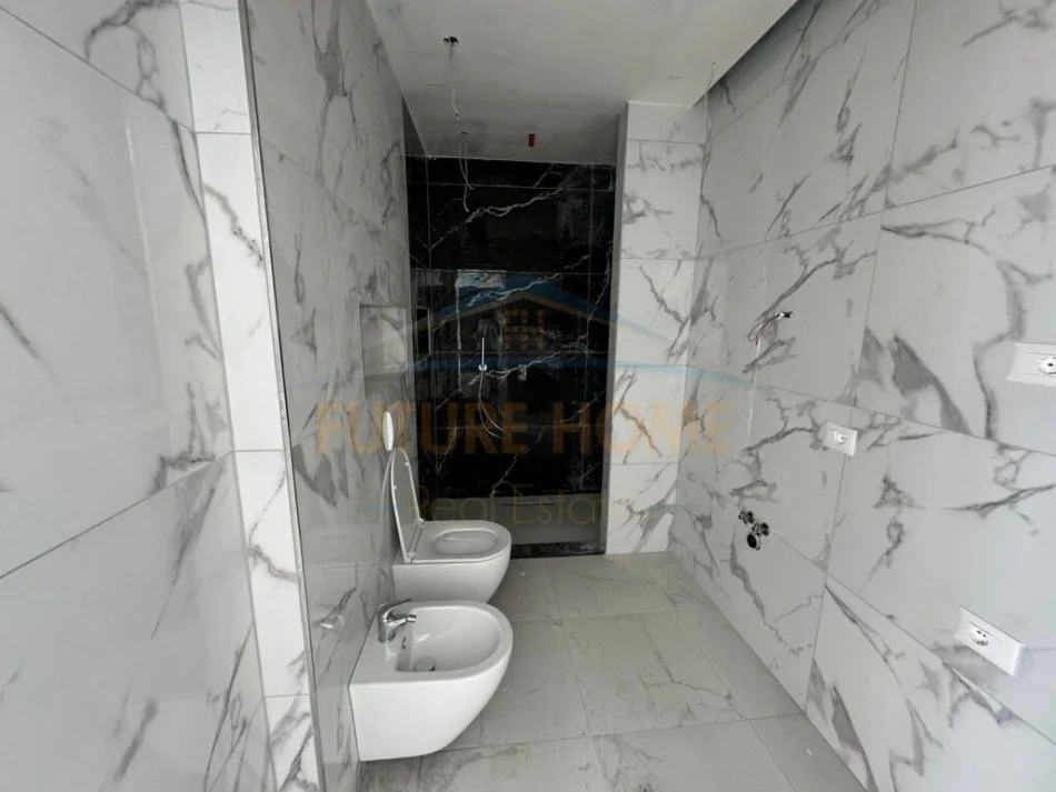 Qerret, shitet apartament 1+1+Ballkon Kati 9, 95 m² 146.000 € (Qerret)