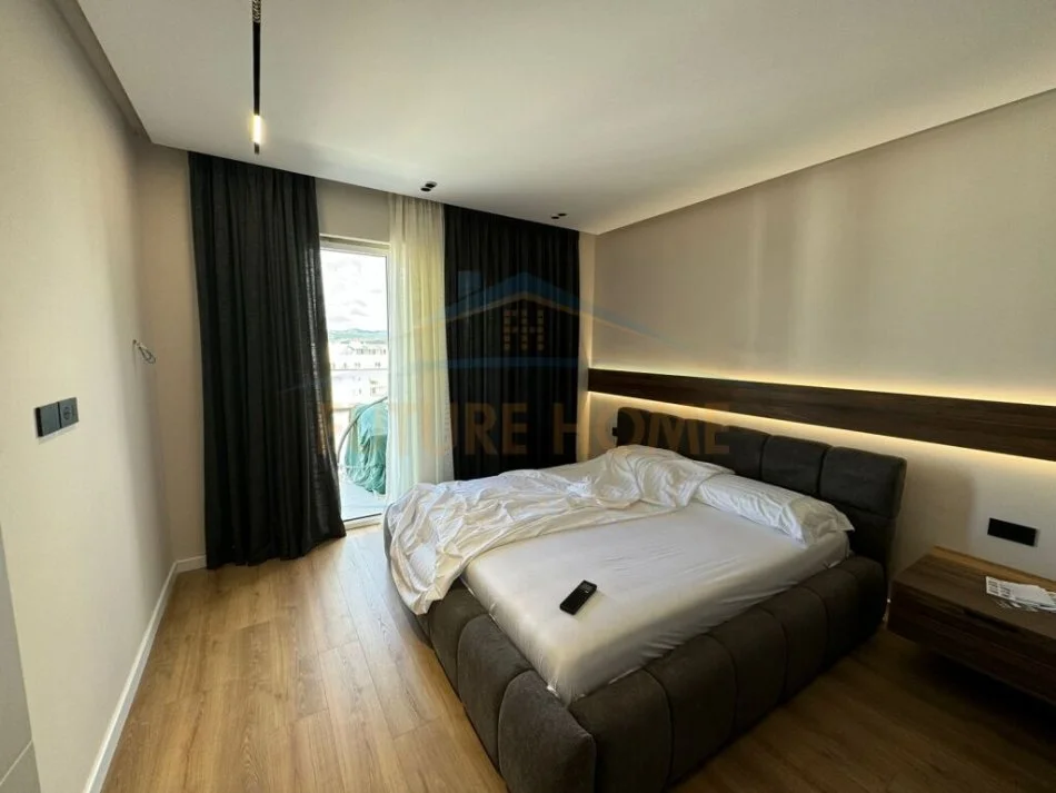Durres, shitet apartament+verande | Penthouse 1+1+Ballkon Kati 9, 122 m² 230.000 € (QERRET,DURRES)