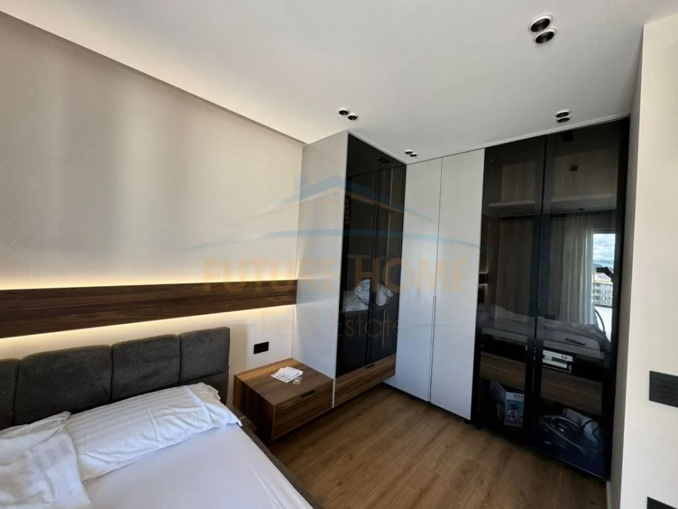 Qerret, shes apartament+verande | Penthouse 1+1+Ballkon Kati 9, 97 m² 230.000 € (Qerret)
