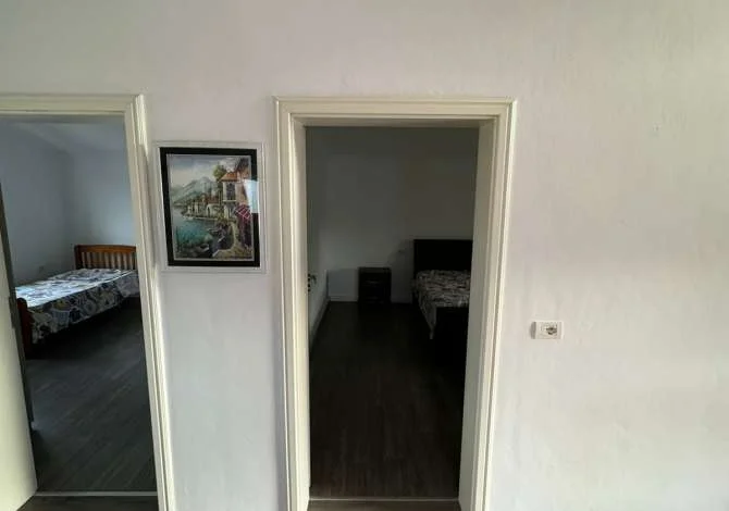 Tirane, jepet me qera apartament 1+1 Kati 5, 90 m² 250 € (21 dhjetori)