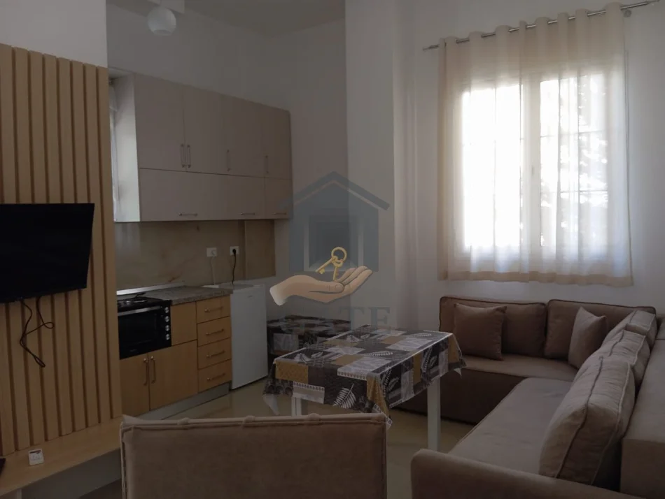 Durres, jepet me qera apartament 1+1 Kati 1, 56 m² 350 € 