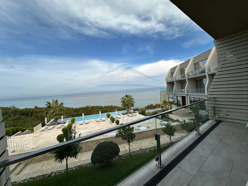Durres, shitet apartament duplex 1+1 Kati 0, 136 m² 544.000 € (KEPI I RODONIT,DURRES)
