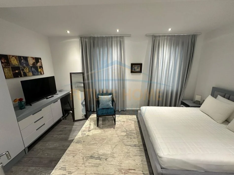 Durres, shitet apartament duplex Dublex Kati 0, 136 m² 544.000 € (Kepi i Rodonit)