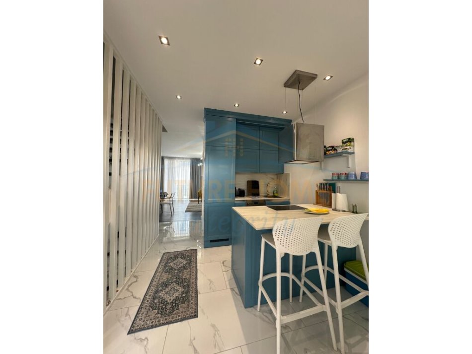 Durres, shitet apartament duplex Dublex Kati 0, 136 m² 544.000 € (Kepi i Rodonit)