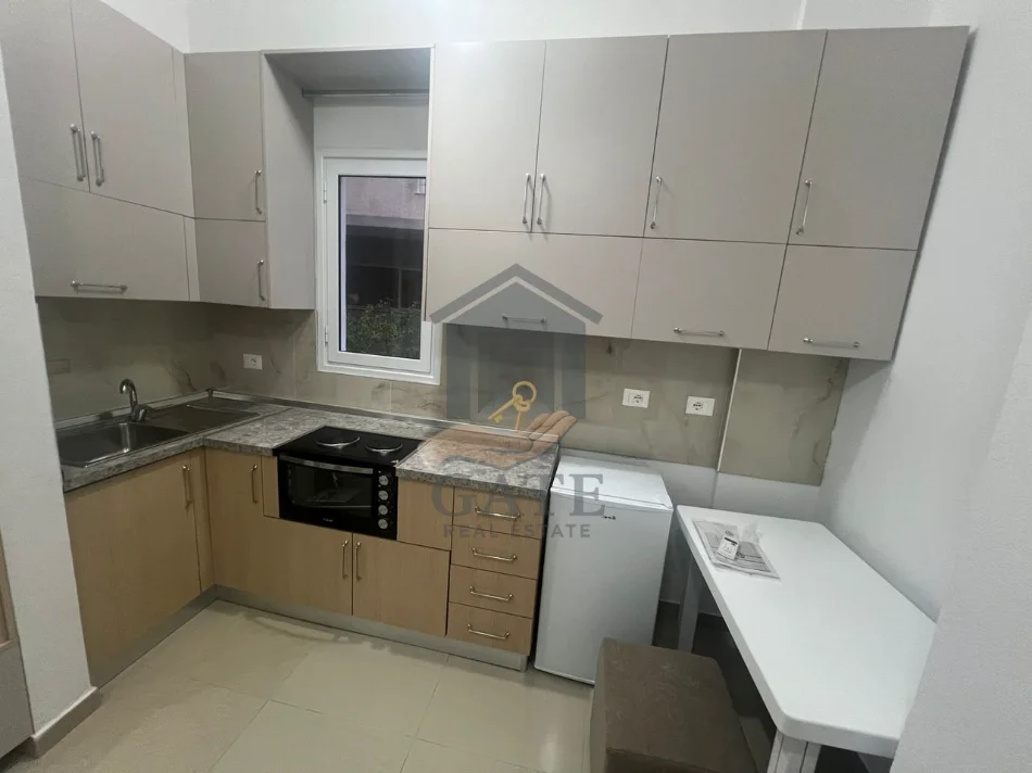 Durres, jepet me qera apartament 1+1 Kati 1, 56 m² 350 € 