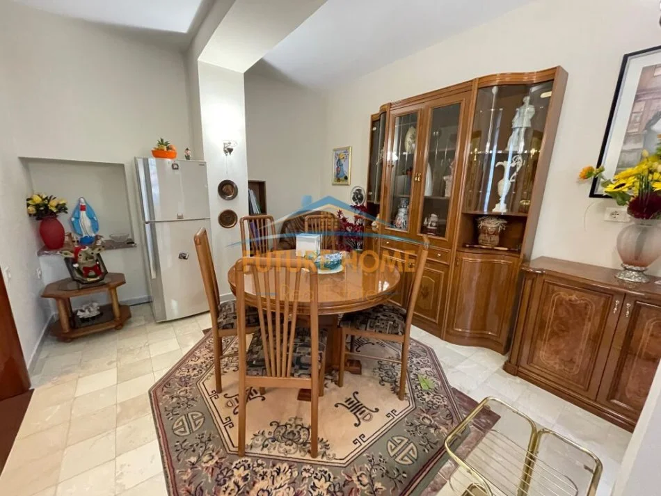 Tirane, shitet apartament 1+1 Kati 3, 70 m² 135.000 € (STADIUMI DINAMO TIRANE)