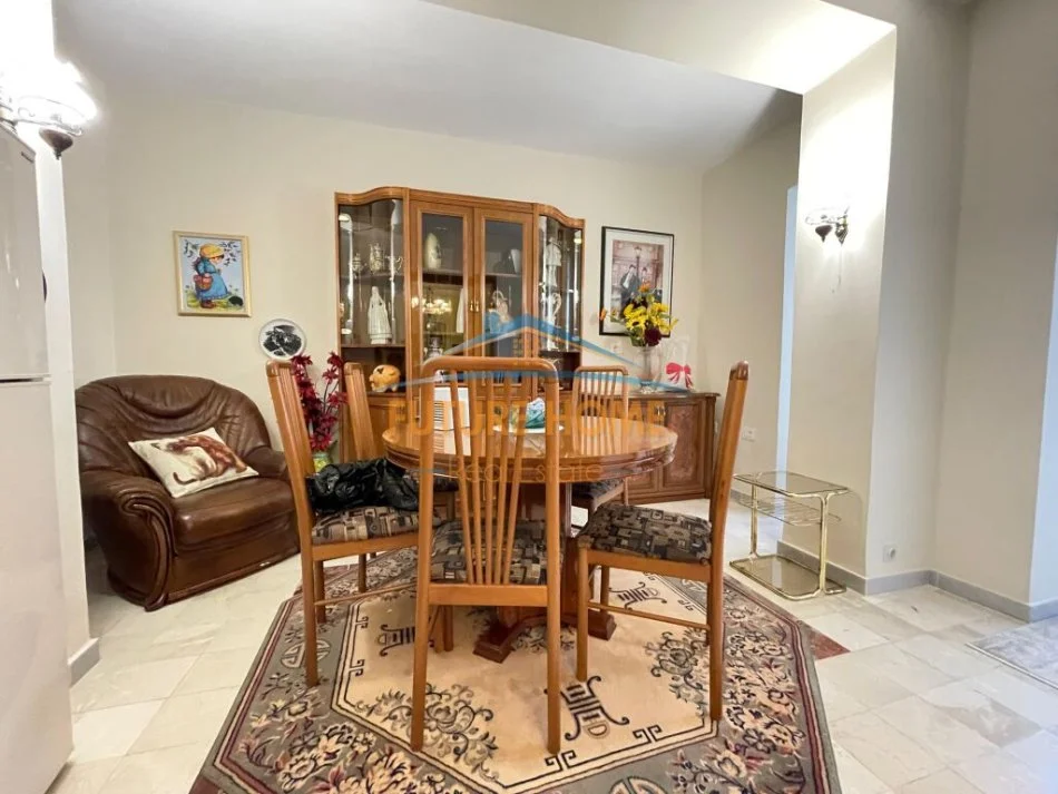 Tirane, shitet apartament 1+1 Kati 3, 70 m² 135.000 € (STADIUMI DINAMO TIRANE)