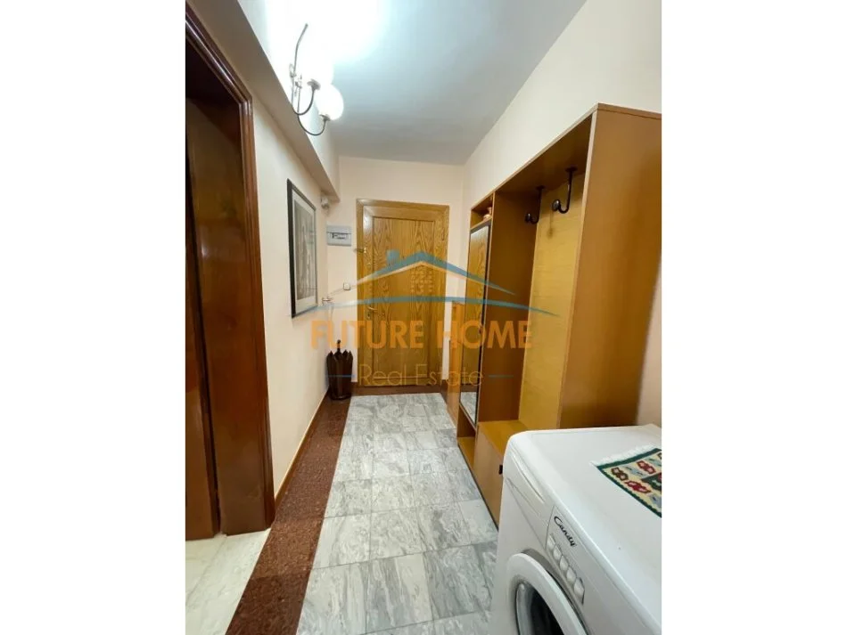Tirane, shitet apartament 1+1 Kati 3, 70 m² 135.000 € (STADIUMI DINAMO TIRANE)