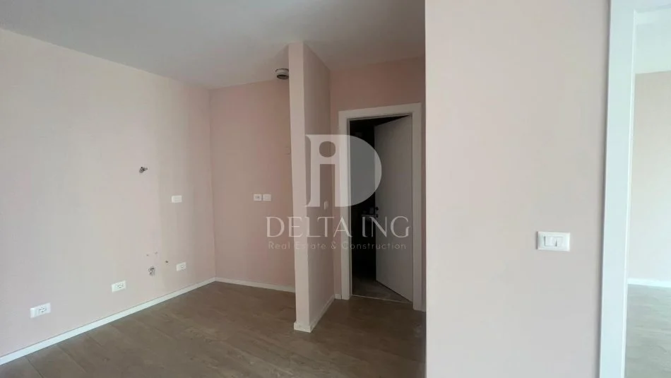 Tirane, jepet me qera apartament 1+1+Aneks+Ballkon Kati 3, 70 m² 900 € (Residenca Lake View)