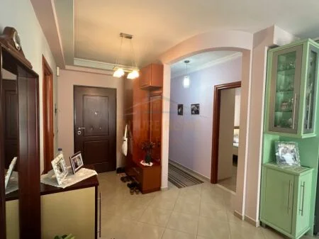 Sarande, shitet apartament 3+1+Ballkon Kati 3, 130 m² 210.000 € (Lagjia 4, Sarandë AREA45594)