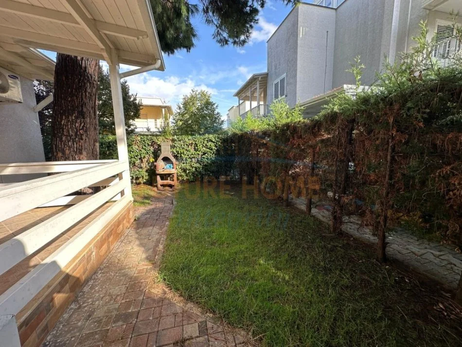 Gjiri Lalezit | Hamallaj, shitet apartament duplex 2+1 Kati 0, 100 m² 285.000 € (Lura 1)