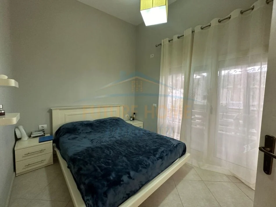 Gjiri Lalezit | Hamallaj, shitet apartament duplex 2+1 Kati 0, 100 m² 285.000 € (Lura 1)