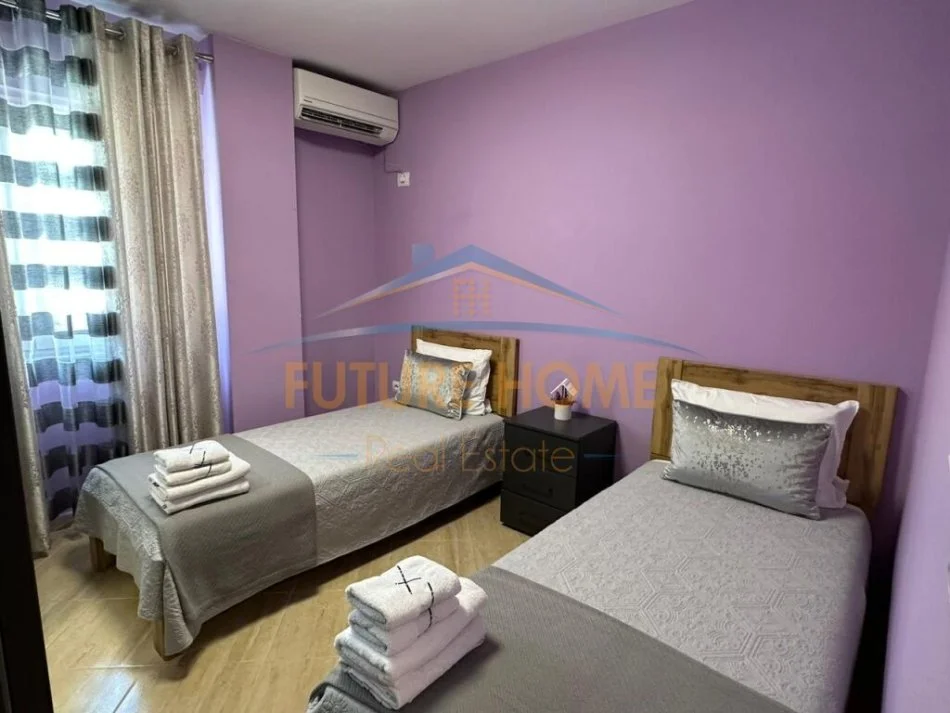 Tirane, jepet me qera apartament 2+1+Ballkon Kati 7, 85 m² 550 € (jordan misja)