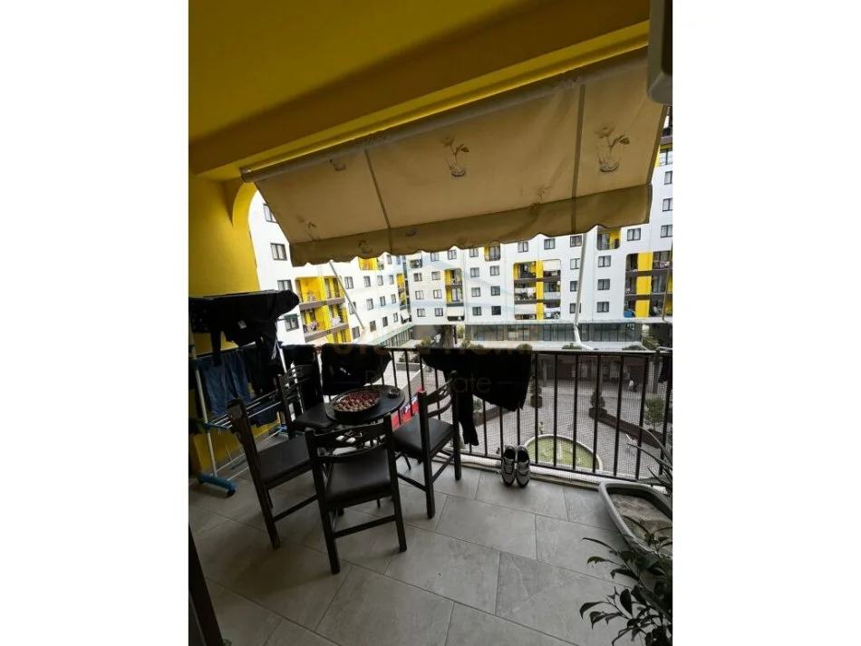 Tirane, shitet apartament Kati 3, 140 m² 225.000 € (Yzberisht Kompleksi Grand Galery.)