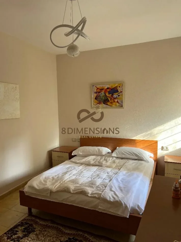 Tirane, jepet me qera apartament 1+1 Kati 1, 65 m² 500 € (Mine Peza)