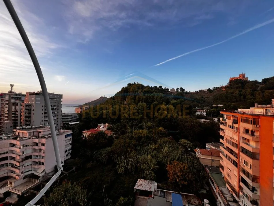 Durres, jepet me qera apartament 1+1 Kati 11, 104 m² 600 € (VOLLGA DURRES)