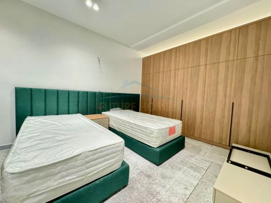 Tirane, jepet me qera apartament 2+1 Kati 1, 97 m² 750 € (Rruga e Elbasanit)
