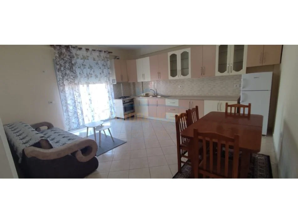 Vlore, jepet me qera apartament 1+1 , 65 m² 280 € (Te universiteti i shkencave humane Vlore) rv45706