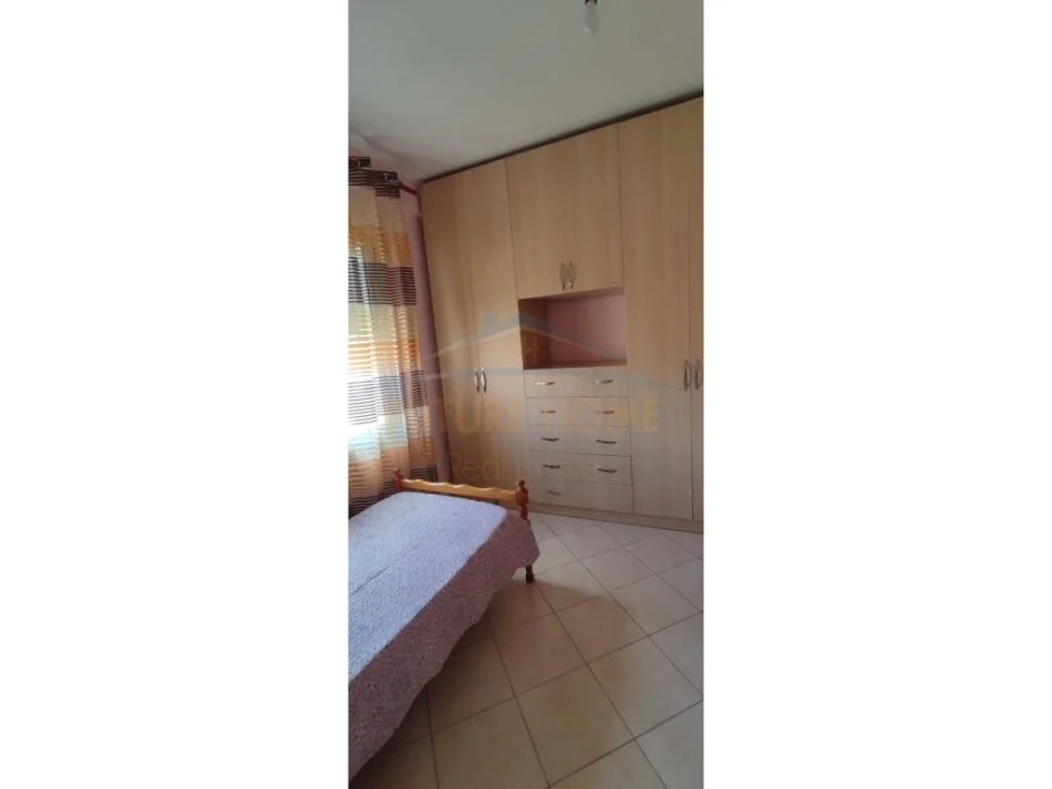 Vlore, jepet me qera apartament 1+1 , 65 m² 280 € (Te universiteti i shkencave humane Vlore) rv45706