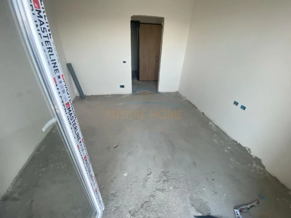 Tirane, shitet apartament 2+1 Kati 8, 93 m² 90.000 € (Univers City)