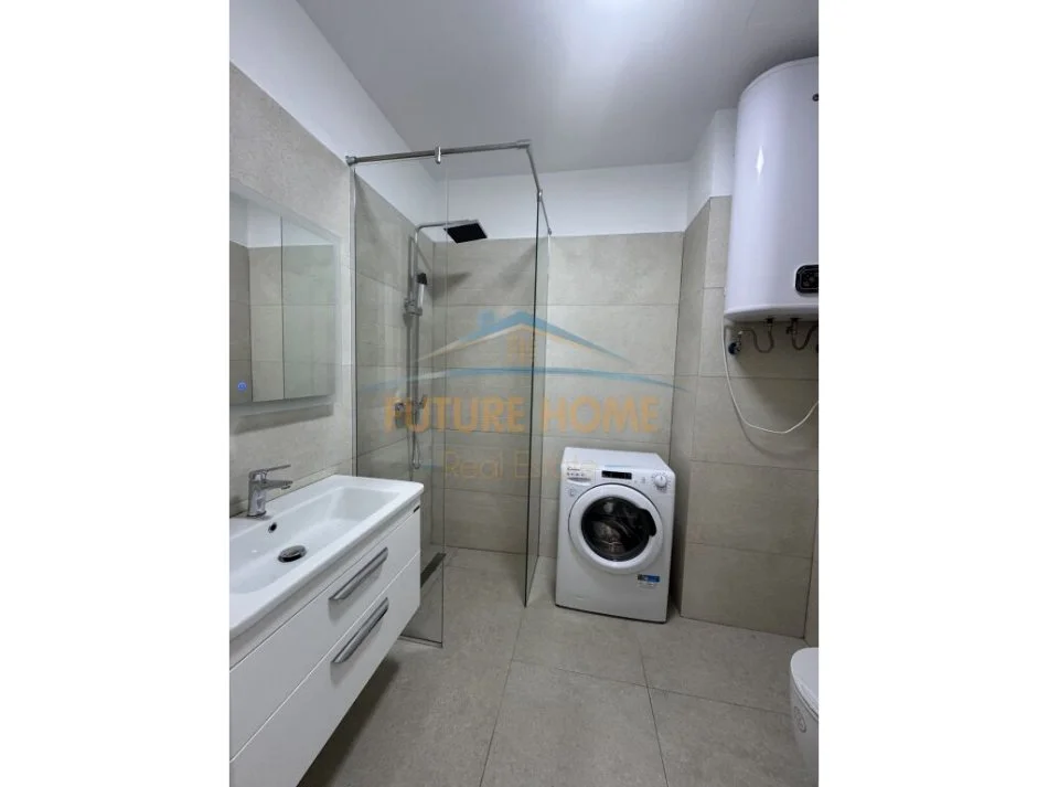 Tirane, jepet me qera apartament 1+1+Ballkon Kati 3, 65 m² 1.000 € (Qira, Apartament 1+1, Lake View Residence, Rruga e Kosovareve)