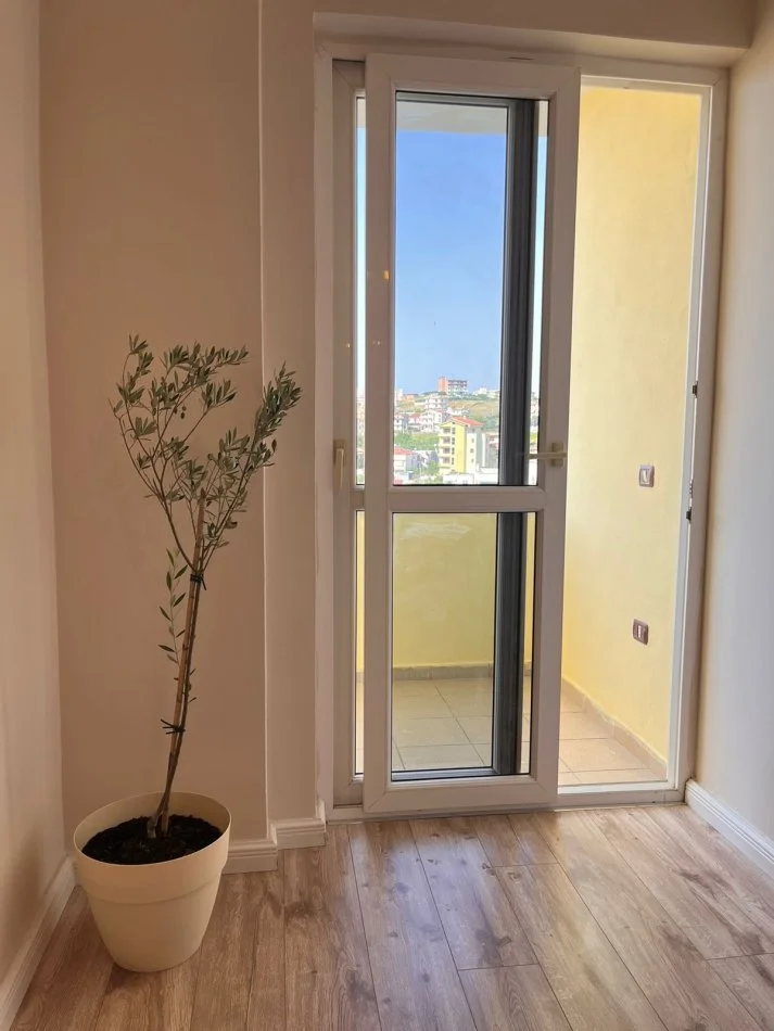 Durres, shitet apartament 1+1 Kati 7, 75.000 €