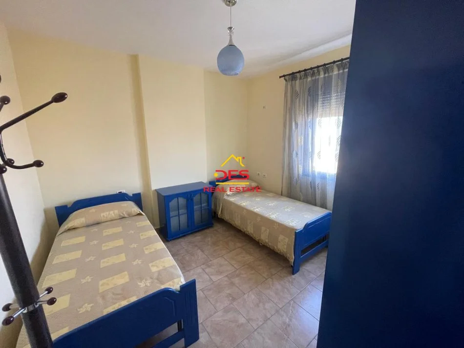 shitet 2+1+Ballkon , (Orikum,Vlorë)