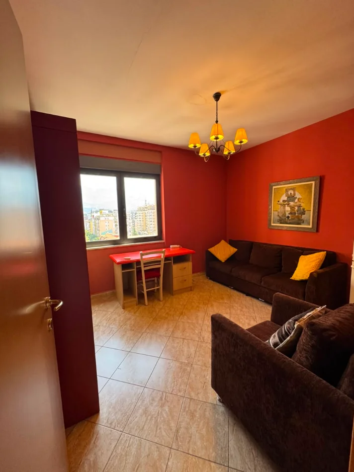 Tirane, jepet me qera apartament 2+1 Kati 9, 97 m² 700 € (9 Katëshet)