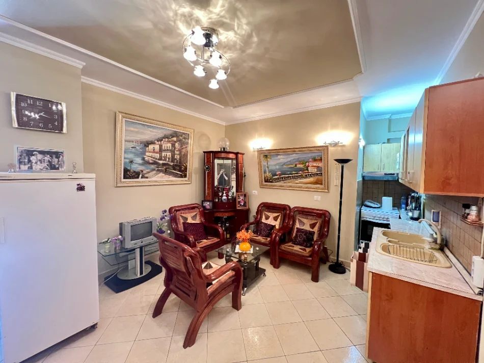 Golem, shitet apartament 2+1+Ballkon Kati 4, 69 m² 100.000 € (rruga gjuzeve)
