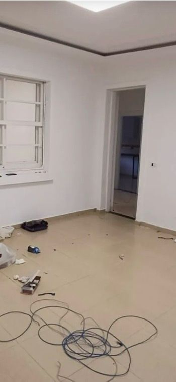 Tirane, jepet me qera ambjent biznesi Kati 0, 209 m² 2.300 € (STADIUMI DINAMO)