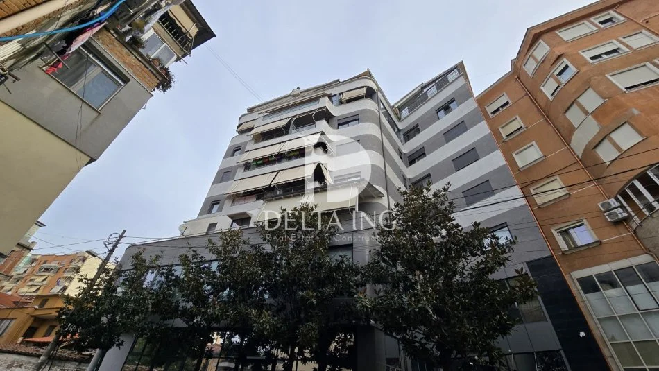 Tirane, shitet apartament 2+1 Kati 5, 77 m² 179.000 € (Pazari i Ri)