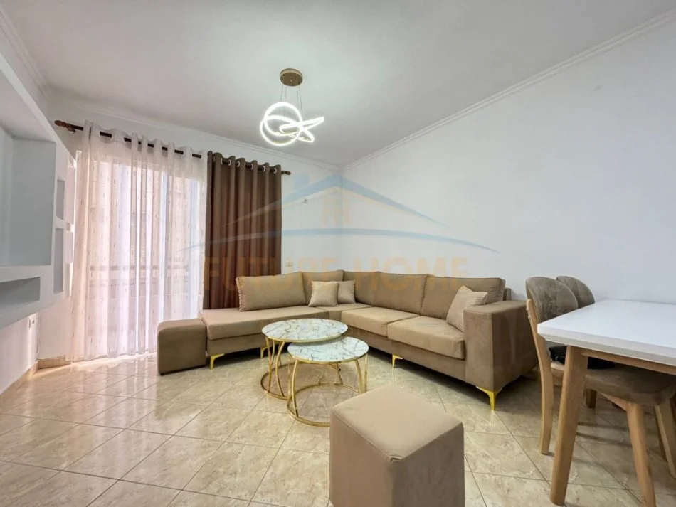 Tirane, shitet apartament 1+1 Kati 1, 55 m² 77.000 € 