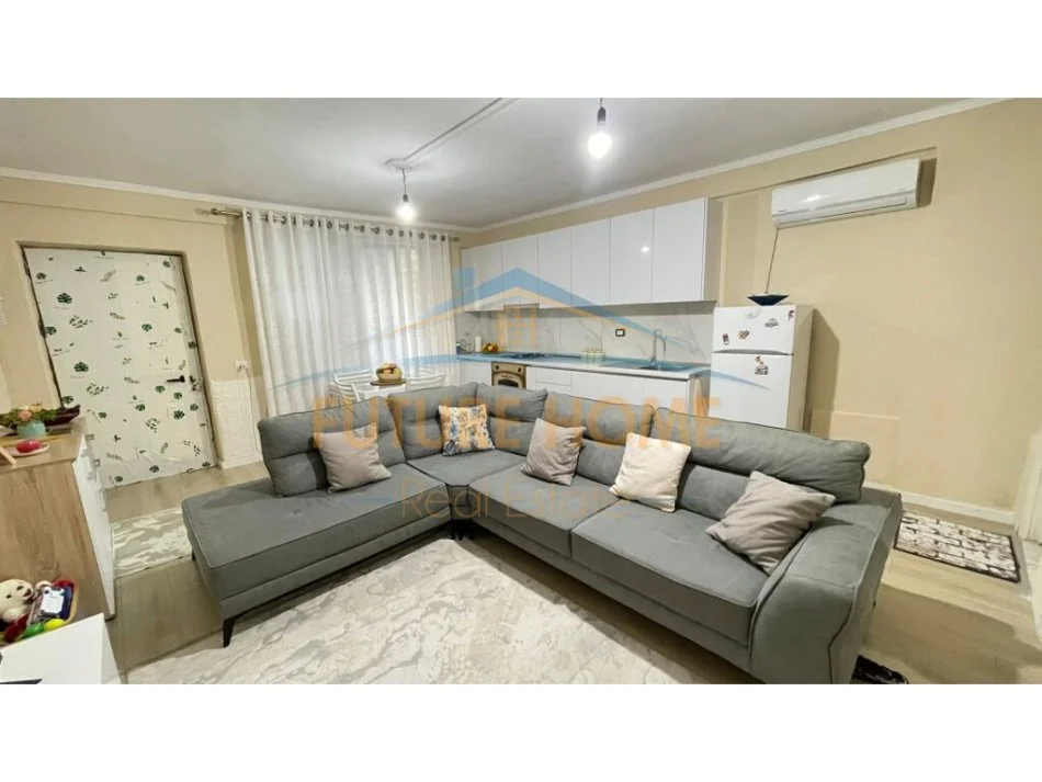 Tirane, jepet me qera apartament 1+1 Kati 1, 60 m² 500 € (Rruga Jordan Misja)