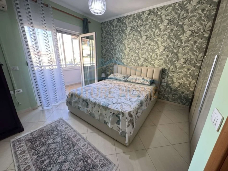 Tirane, jepet me qera apartament 1+1+Aneks+Ballkon Kati 5, 92 m² 900 € (AIR ALBANIA)