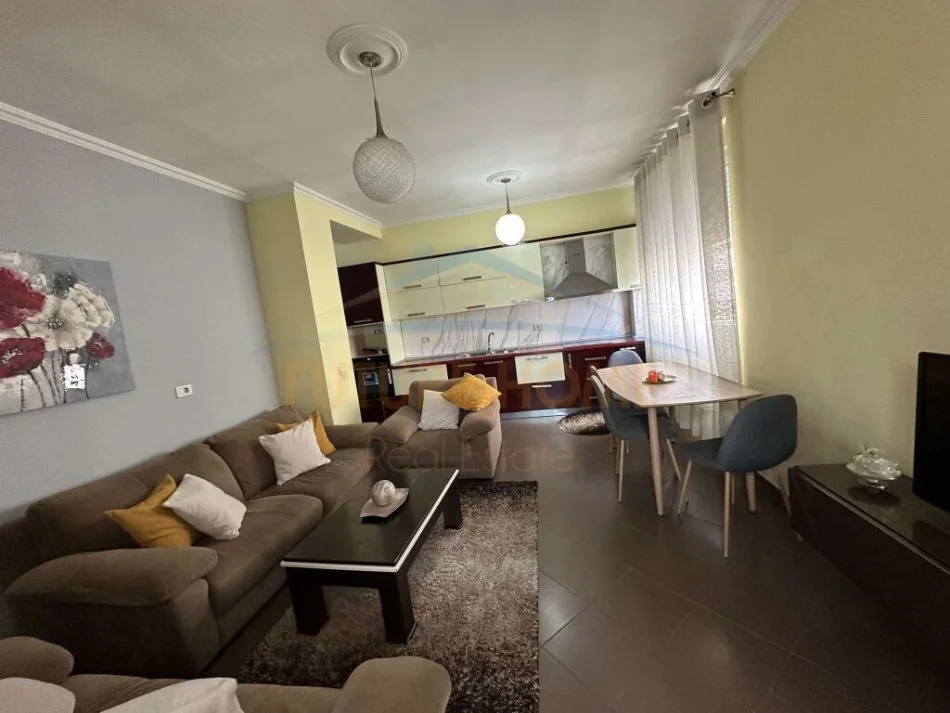 Tirane, shitet apartament 2+1 Kati 6, 102 m² 120.000 € (Yzberisht)