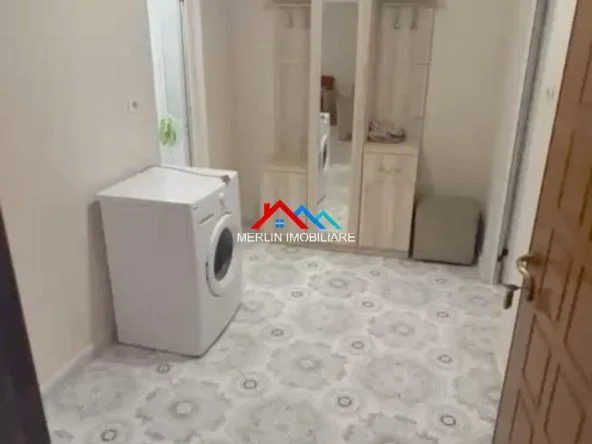 Tirane, jepet me qera apartament 1+1+Ballkon Kati 3, 50 m² 466 € (RRUGA KONGRESI I MANASTRIT,QSUT)