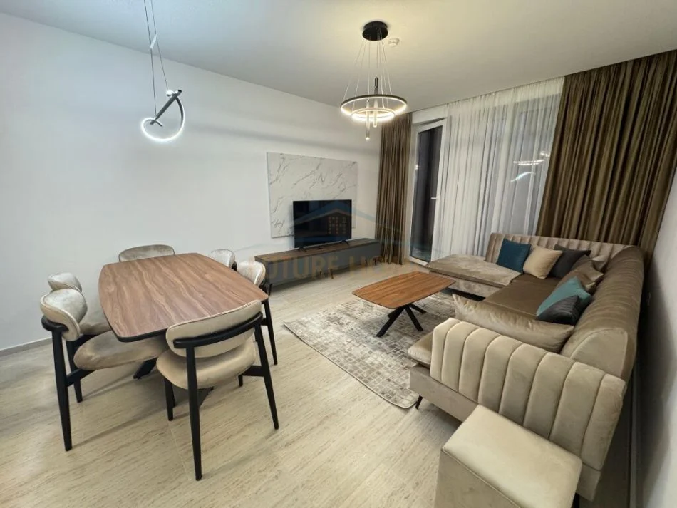 Tirane, jepet me qera 2+1+Aneks+Ballkon Kati 0, 113 m² 1.800 € (Liqeni i Thate)