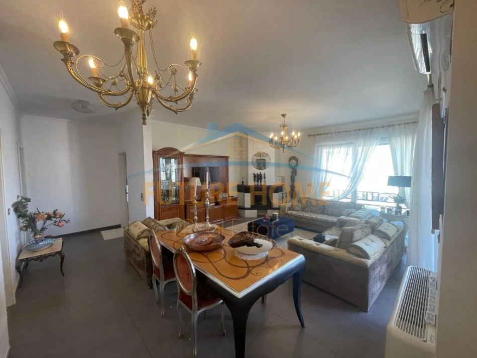 Tirane, shitet apartament 3+1+Ballkon Kati 3, 146 m² 310.000 € (Kopshti Botanik)