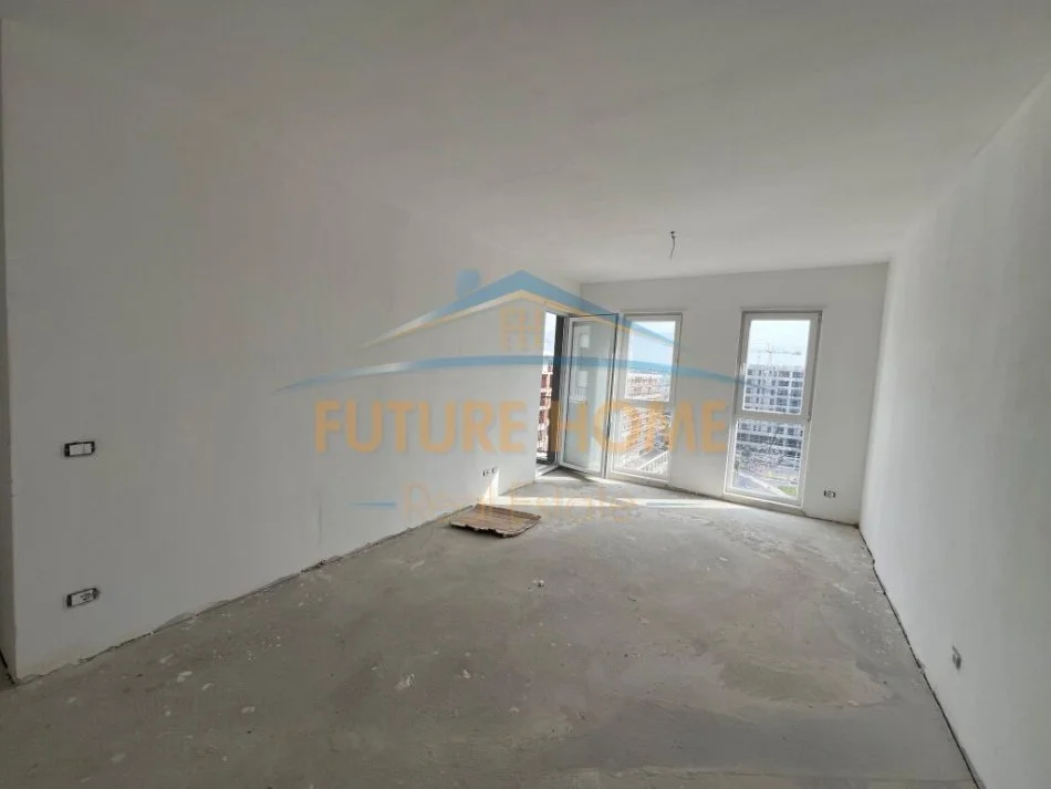 Tirane, shitet apartament 2+1+Ballkon Kati 8, 96 m² 110.000 € (Univers City)