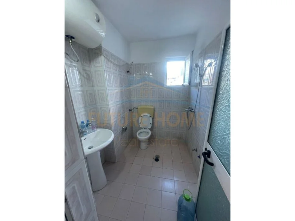 Tirane, shitet apartament 1+1 Kati 5, 49 m² 88.000 € (Tregu Elektrik)