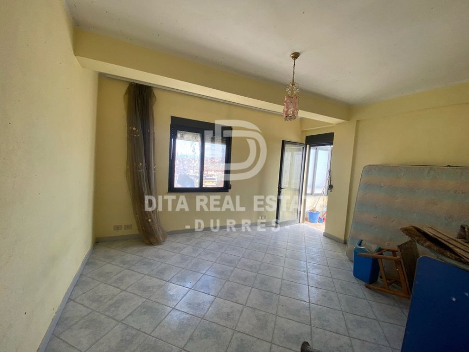 Durres, shitet apartament 1+1+Ballkon Kati 7, 52 m² 65.000 € (PAVARESIA)