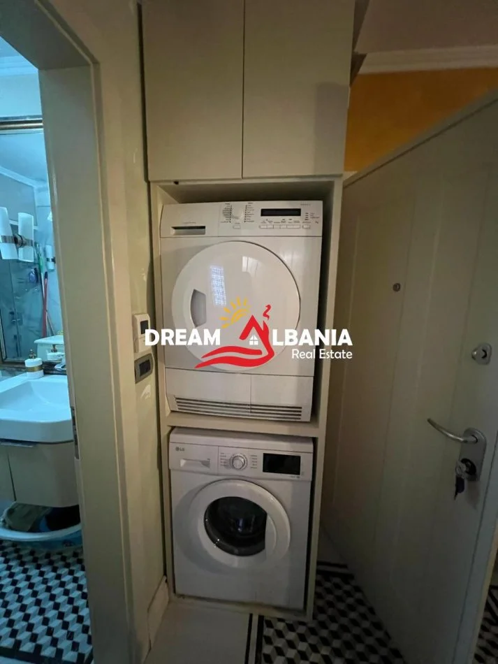 Tirane, jepet me qera 3+1 Kati 5, 125 m² 750 € (Astir)