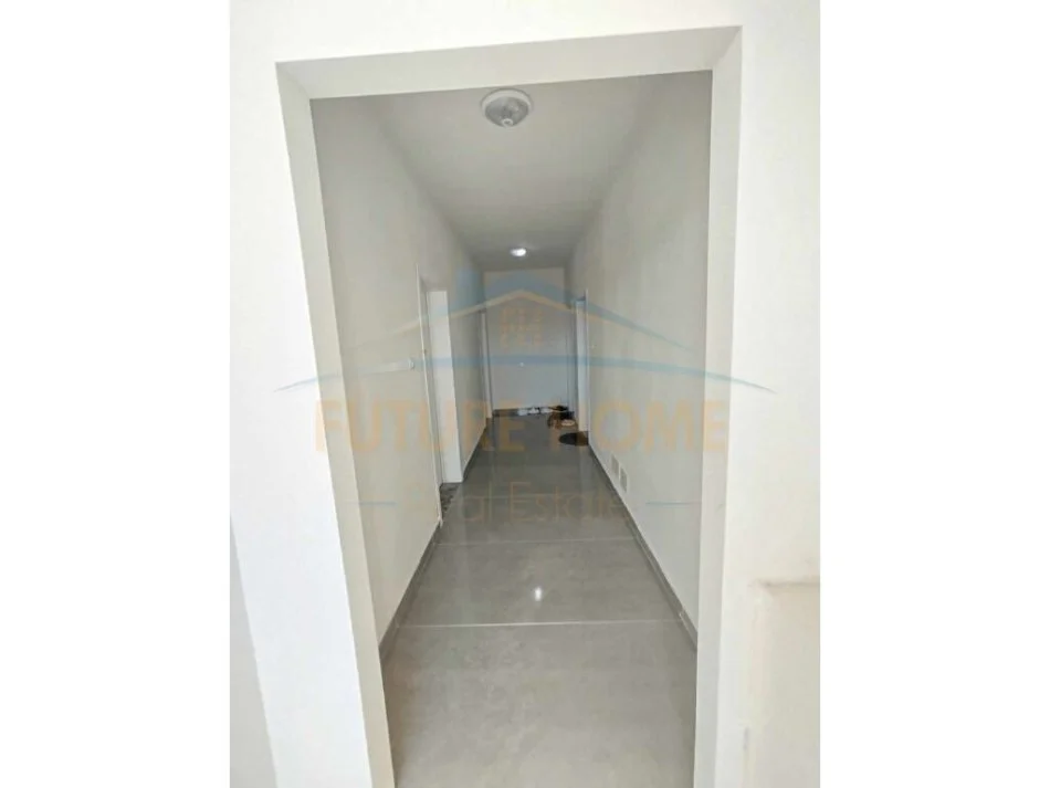 Tirane, shitet apartament 2+1 Kati 1, 129 m² 231.480 € (SELITE)