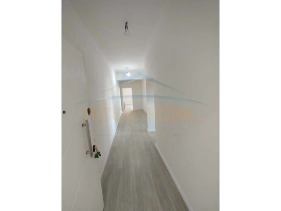 Tirane, shitet apartament 2+1 Kati 1, 129 m² 231.480 € (SELITE)