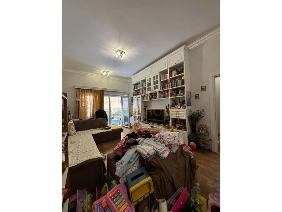 SHITET APARTAMENT 2+1+2+POST PARKIMI,LIQENI THATE