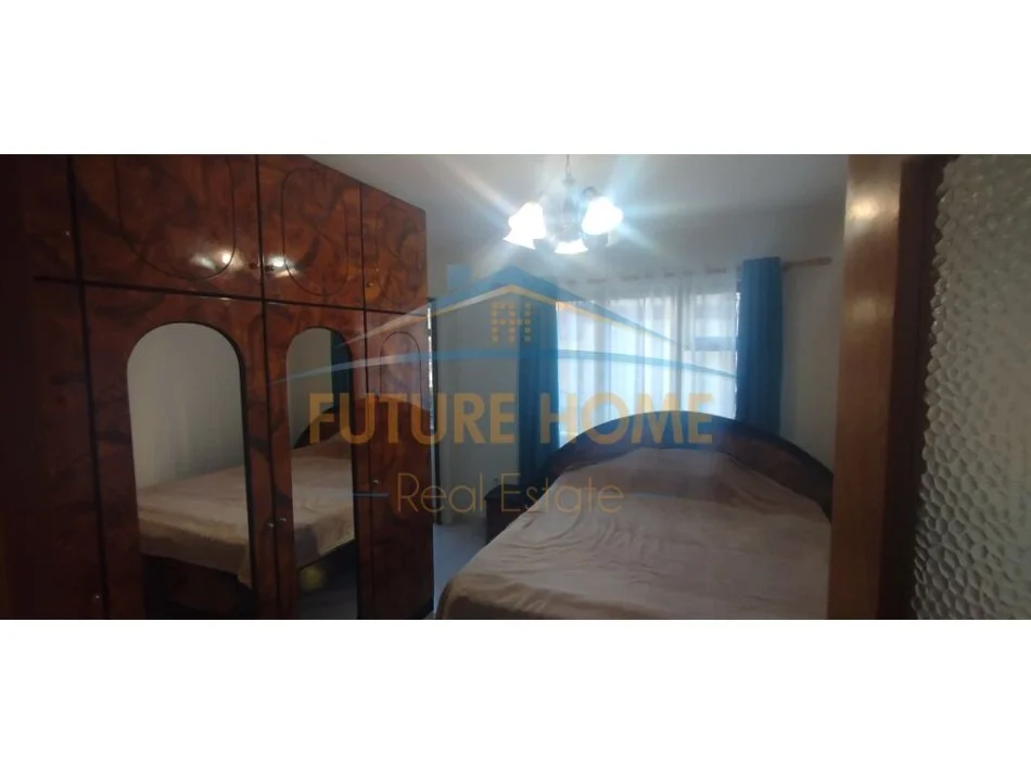 Tirane, jepet me qera apartament 2+1 Kati 1, 84 m² 650 € (qender)
