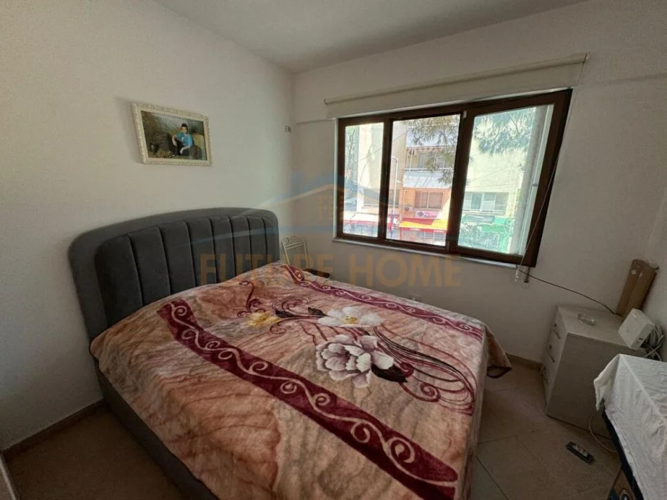 Durres, shitet apartament 2+1+Ballkon Kati 2, 75 m² 130.000 € (MALI I ROBIT)