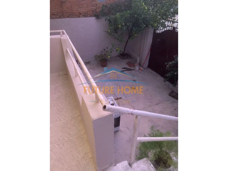 QERA VILE 3-KATESHE, GJIMNAZI PARTIZANI